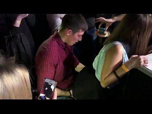❤️ Tinuod nga sekso sa usa ka nightclub sa Russia. Ang 18-anyos nga Ruso nga babaye sa anus ug puwerta nakighilawas sa usa ka nightclub ❤️ Russian porn sa amon ceb.porn-tub-sexer.ru ☑